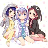 3girls amber_eyes animal_hood barefoot blue_eyes braid gochuumon_wa_usagi_desu_ka? is_the_order_a_rabbit? jouga_maya kafuu_chino lavender_hair loli multiple_girls natsu_megumi peace_gesture purple_hair red_eyes red_hair short_hair sitting twin_braids wariza // 1600x1600 // 722.7KB