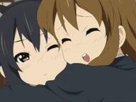 hug k-on! reaction // 384x288 // 420.7KB