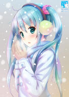 1_female aqua_eyes artist_name blush breath coat earmuffs female from_side gloves hatsune_miku in_profile kisaragi_miyu long_hair looking_at_viewer milkberry open_mouth pixiv_100237 pixiv_55056668 safe scarf scrunchie shinkansen_henkei_robo_shinkalion snow snowing solo twitter_username upper_body vocaloid ツインテールの日 如月みゆ // 708x1000 // 214.8KB