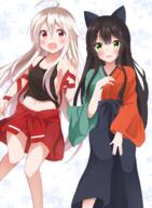 2girls ahoge arm_ribbon black_bow black_hair black_shirt blush bow breasts chiya chiya_(urara_meirochou) d embarrassed eyebrows_visible_through_hair fang fangs female floating_hair green_eyes hair_between_eyes hair_bow hakama high_resolution highres japanese_clothes kimono long_hair looking_at_viewer mature midriff miniskirt multiple_females multiple_girls navel open_mouth point_of_view red_eyes red_ribbon red_skirt ribbon safe shirt sideboob silver_hair simple_background skirt sleeveless sleeveless_shirt small_breasts smile standing stomach tatsumi_kon urara_meirocho urara_meirochou very_long_hair white_background yuuki_beni // 1474x2013 // 1.7MB